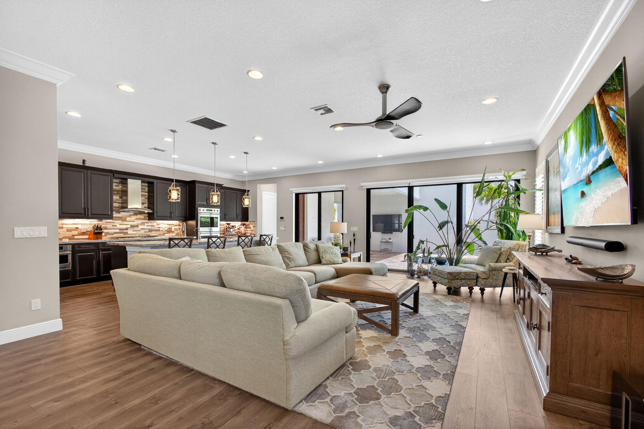 5041 Grandiflora Road