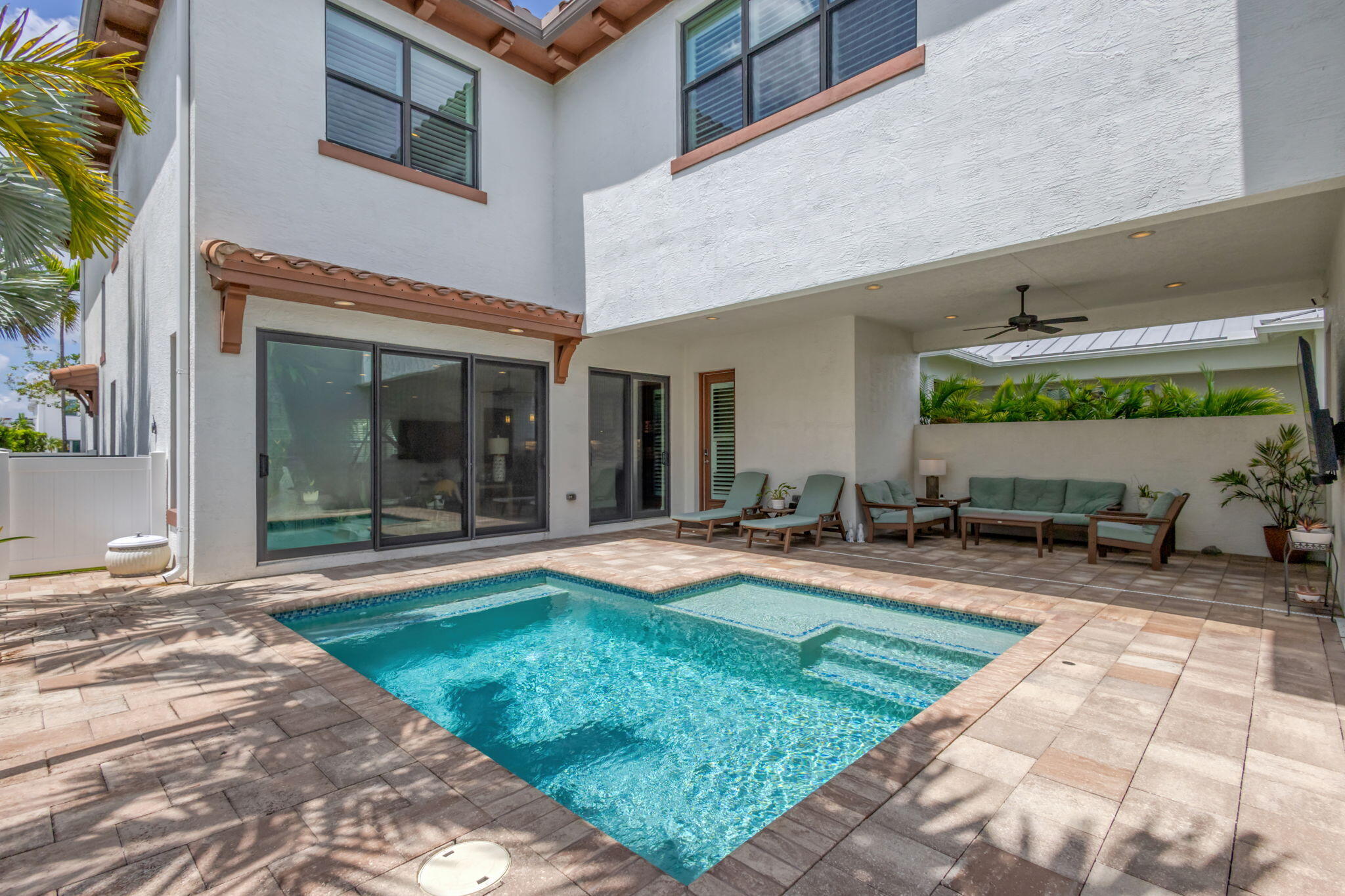 5041 Grandiflora Road