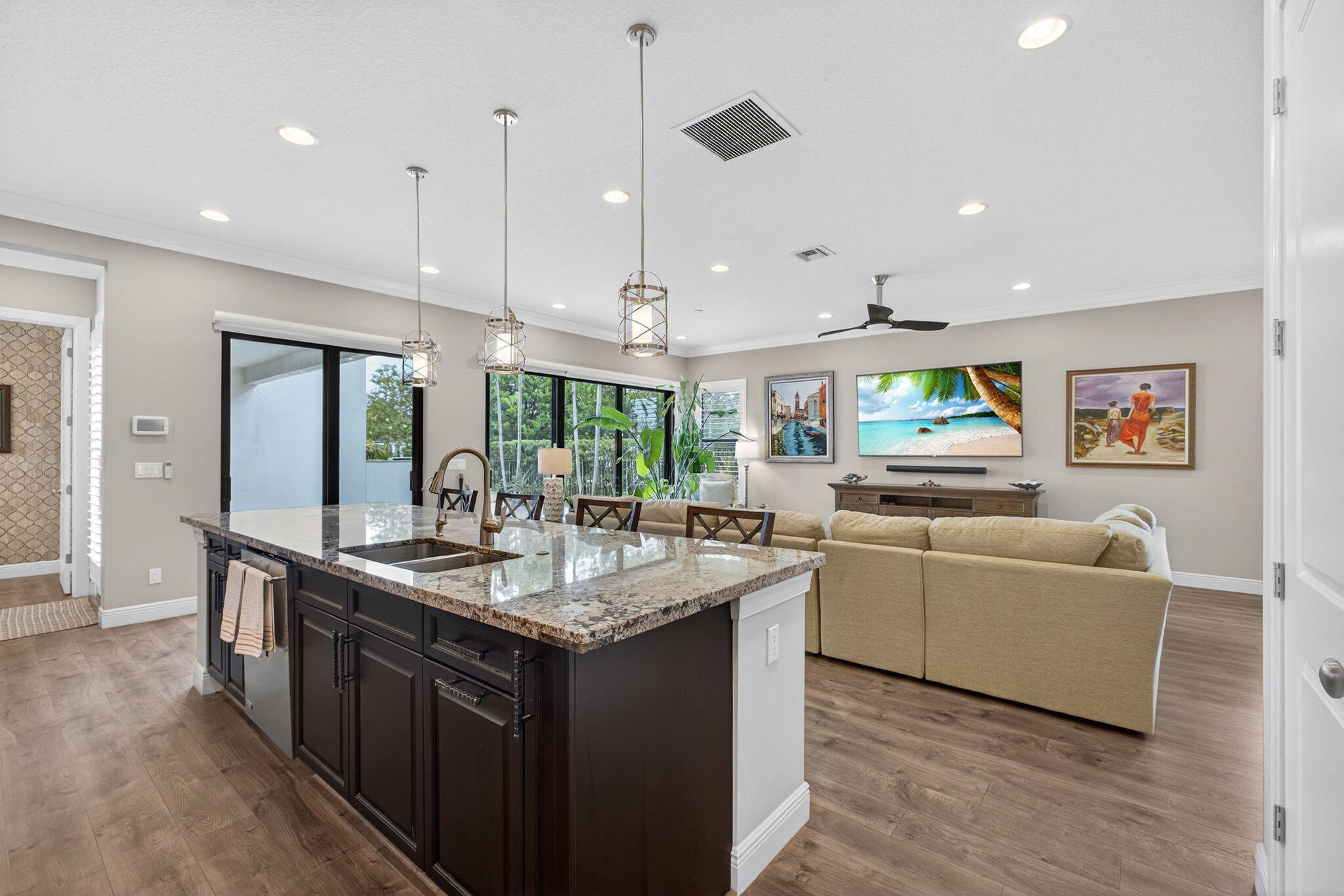 5041 Grandiflora Road