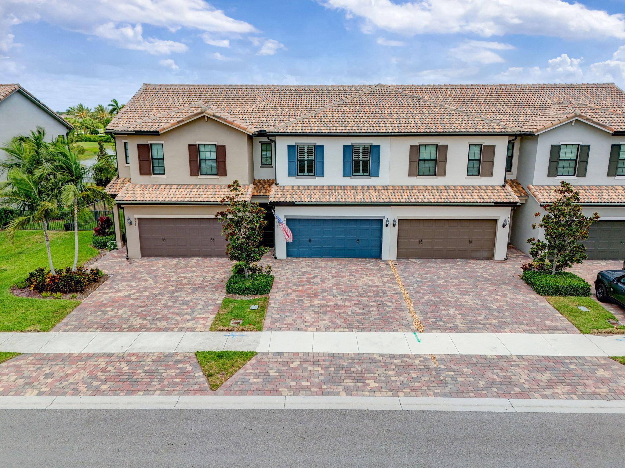 8343 Cinch Way
