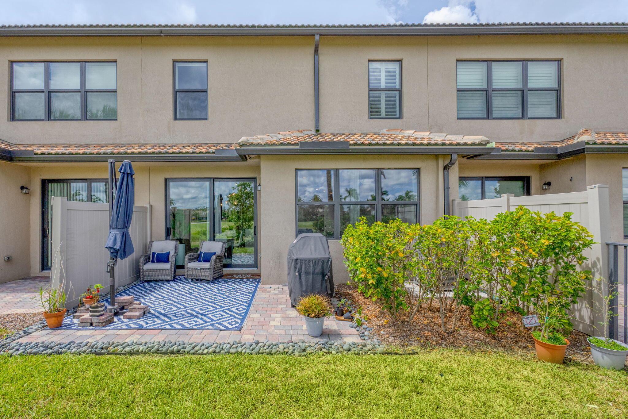 8343 Cinch Way