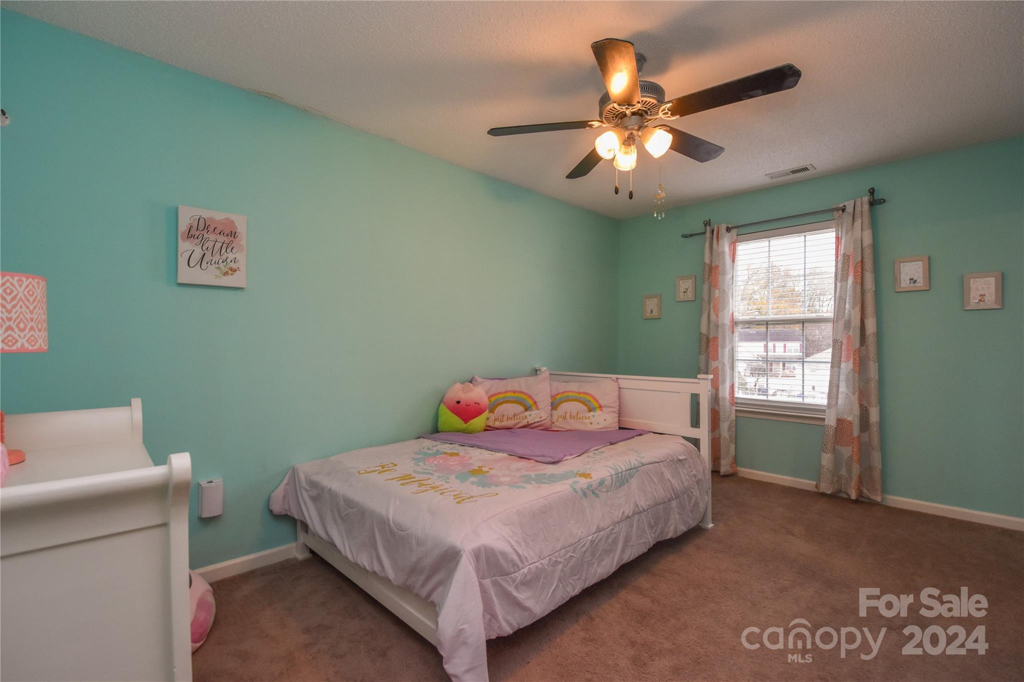 2004 Oakbriar Circle