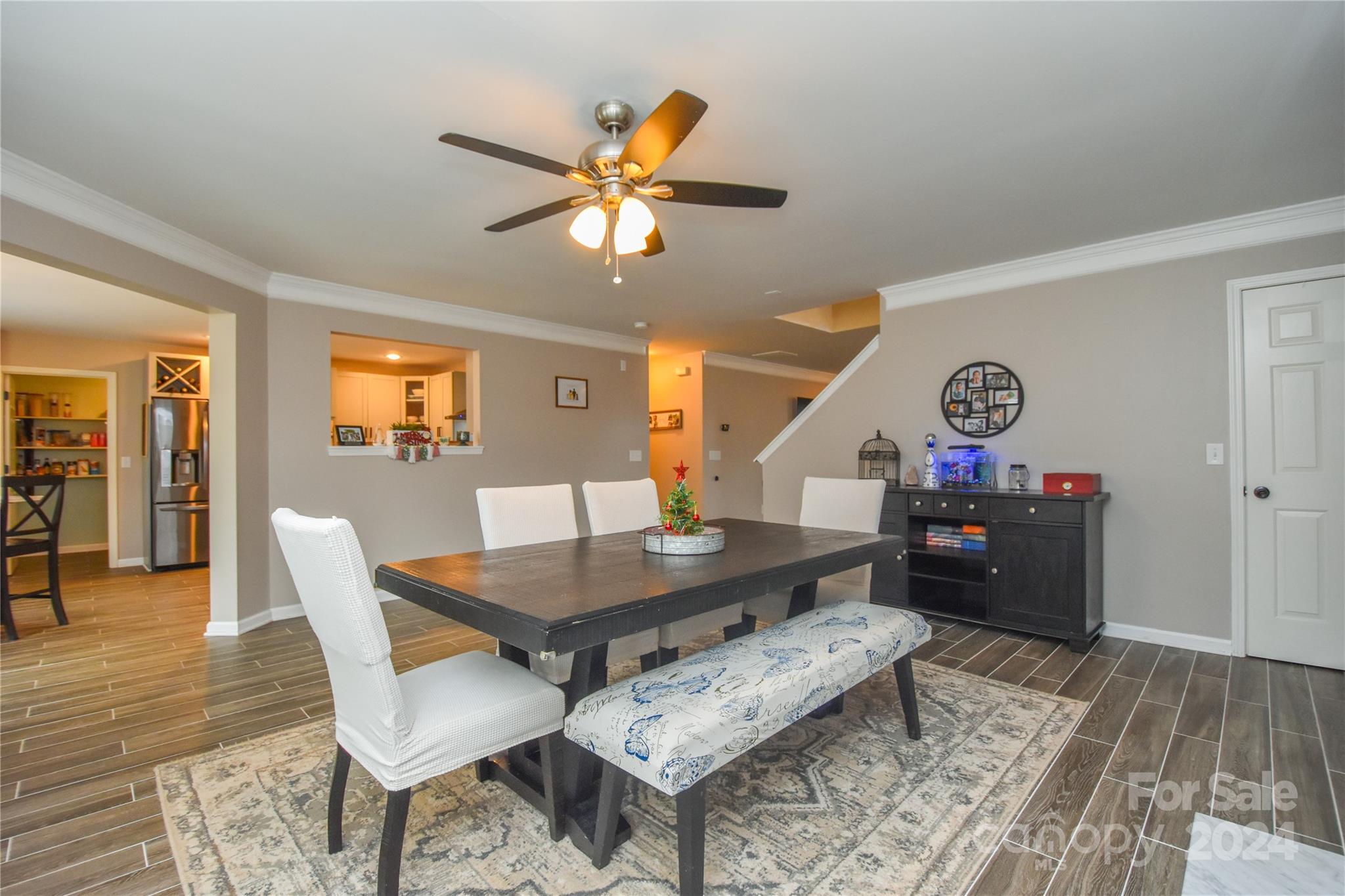 2004 Oakbriar Circle