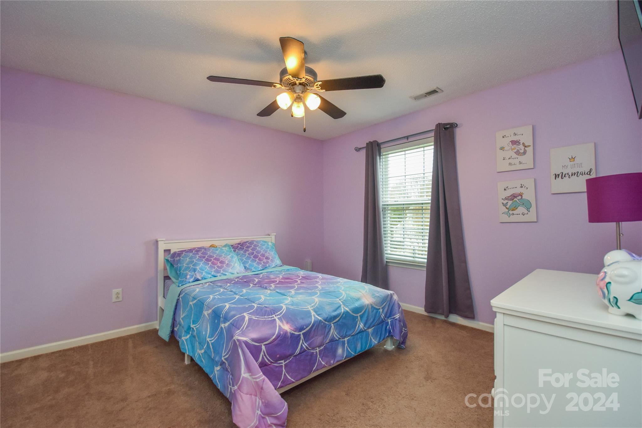 2004 Oakbriar Circle