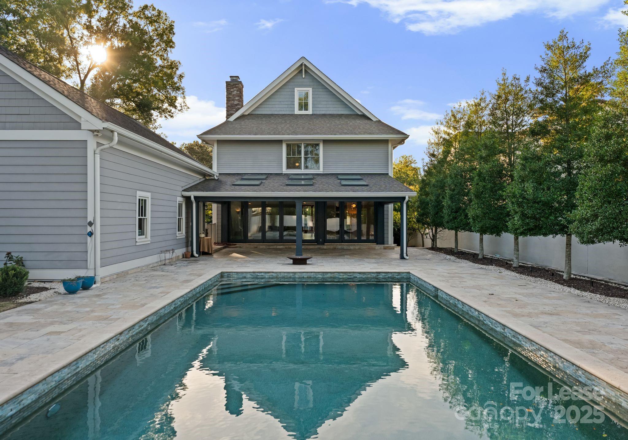 3125 Pinehurst Place