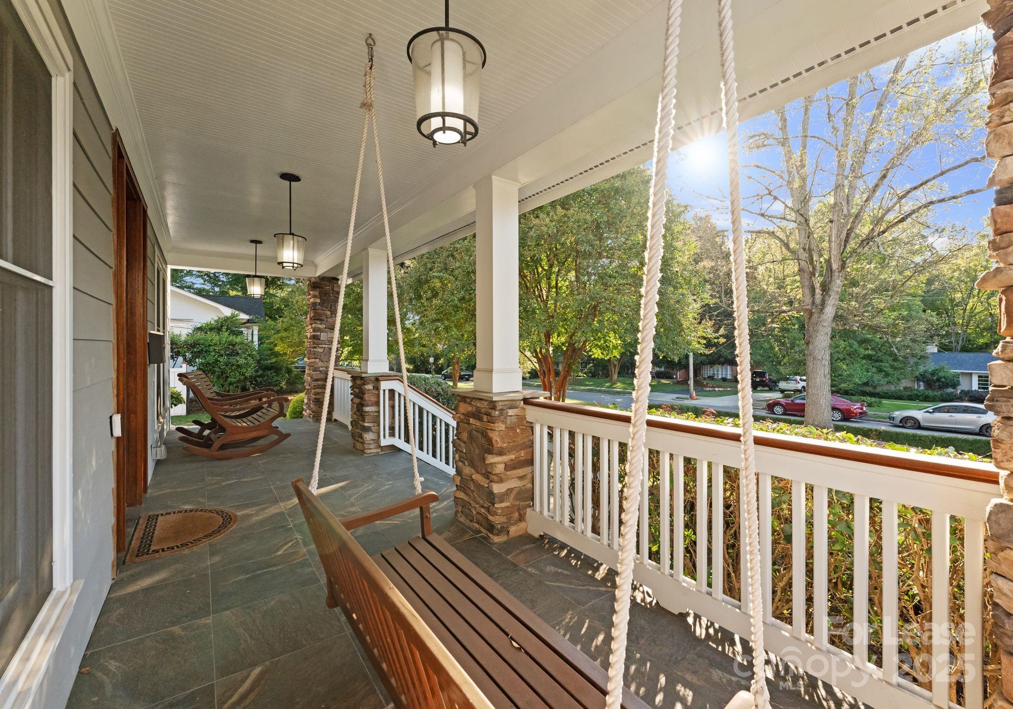 3125 Pinehurst Place