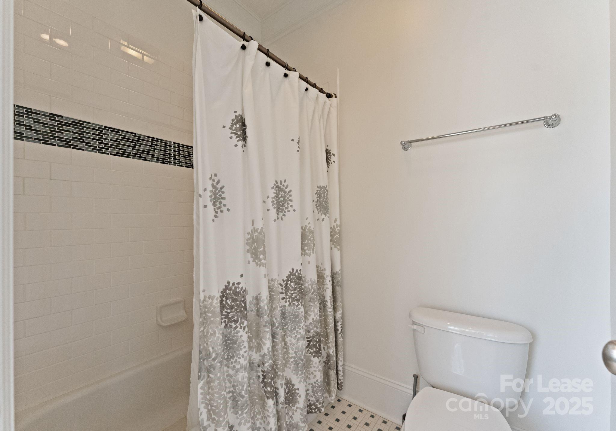 3125 Pinehurst Place