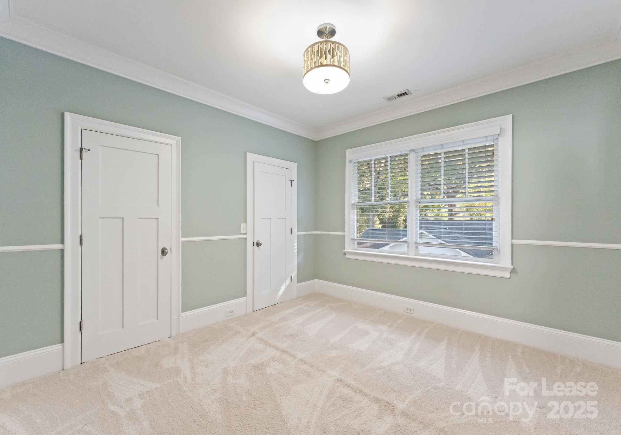 3125 Pinehurst Place