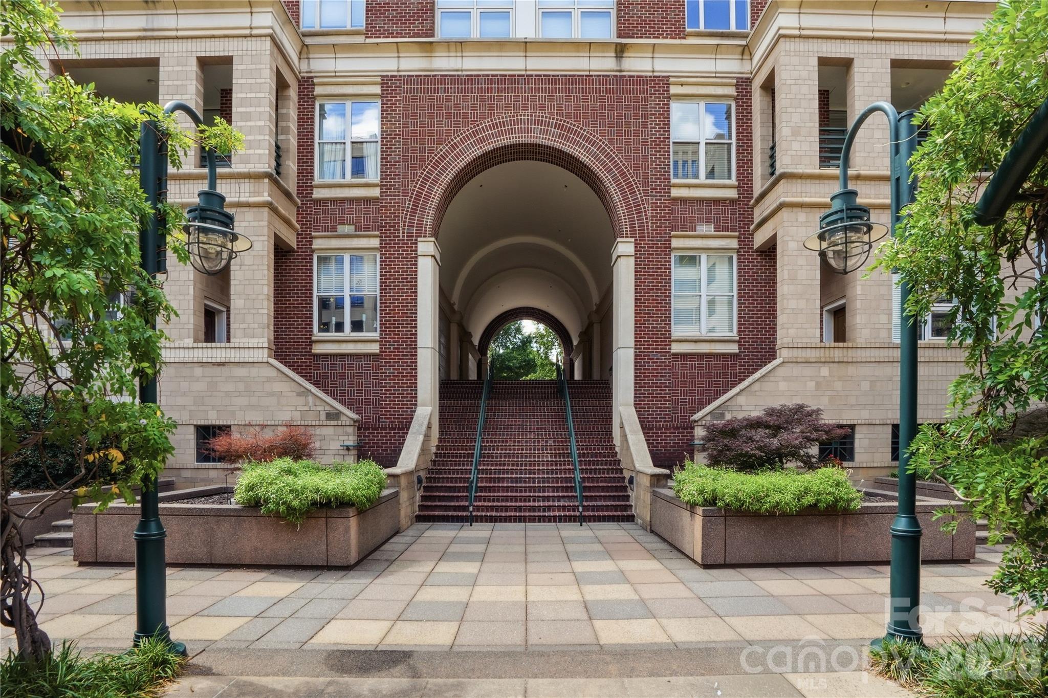 400 N Church Street Unit: 404