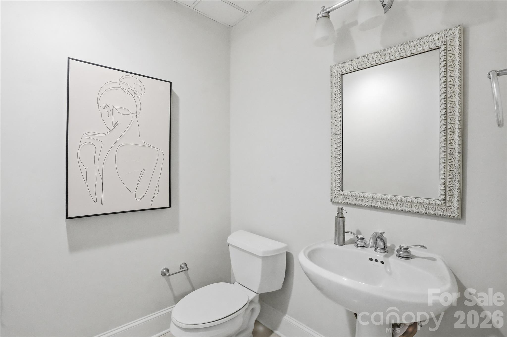 400 N Church Street Unit: 404
