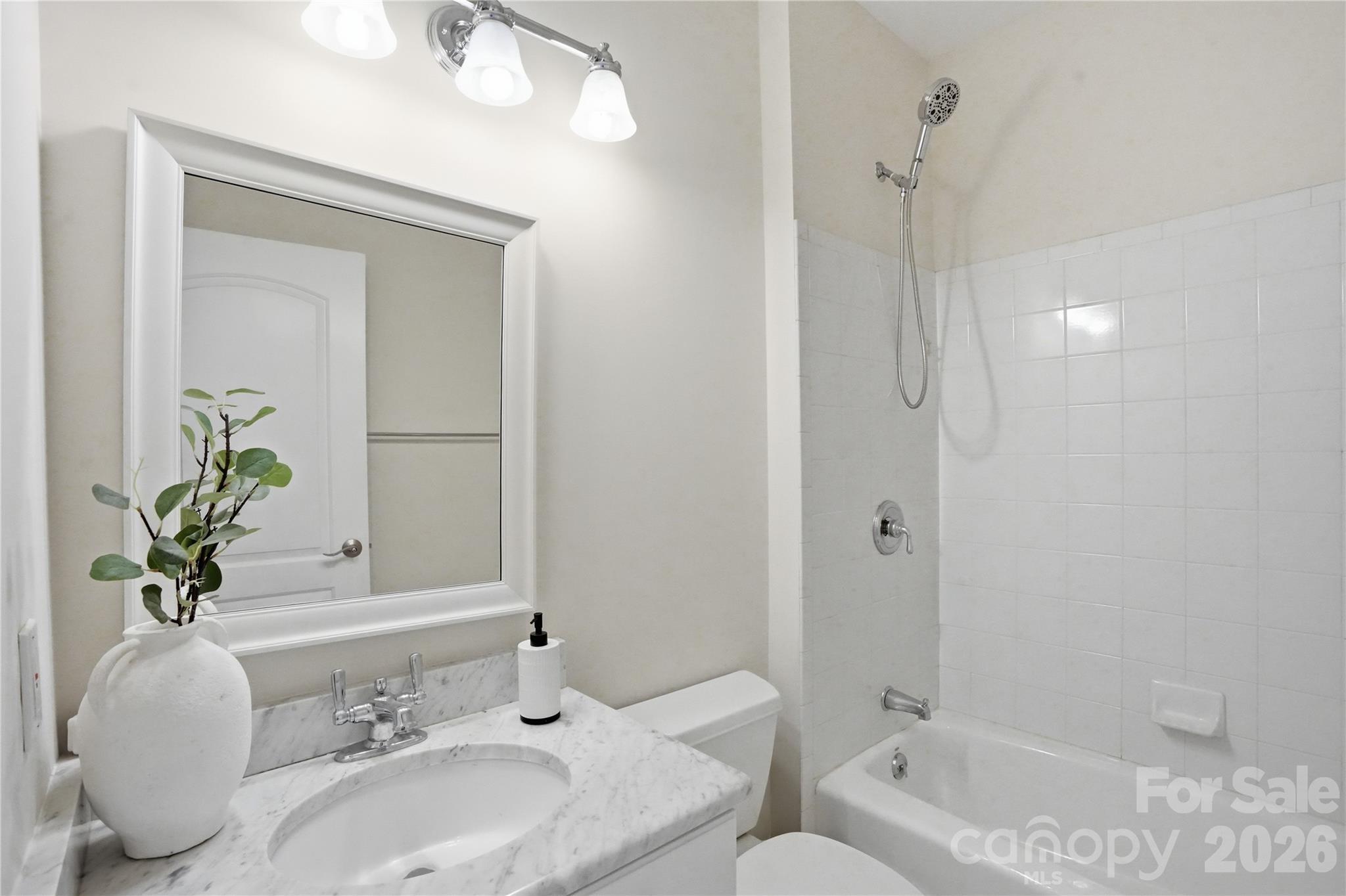 400 N Church Street Unit: 404