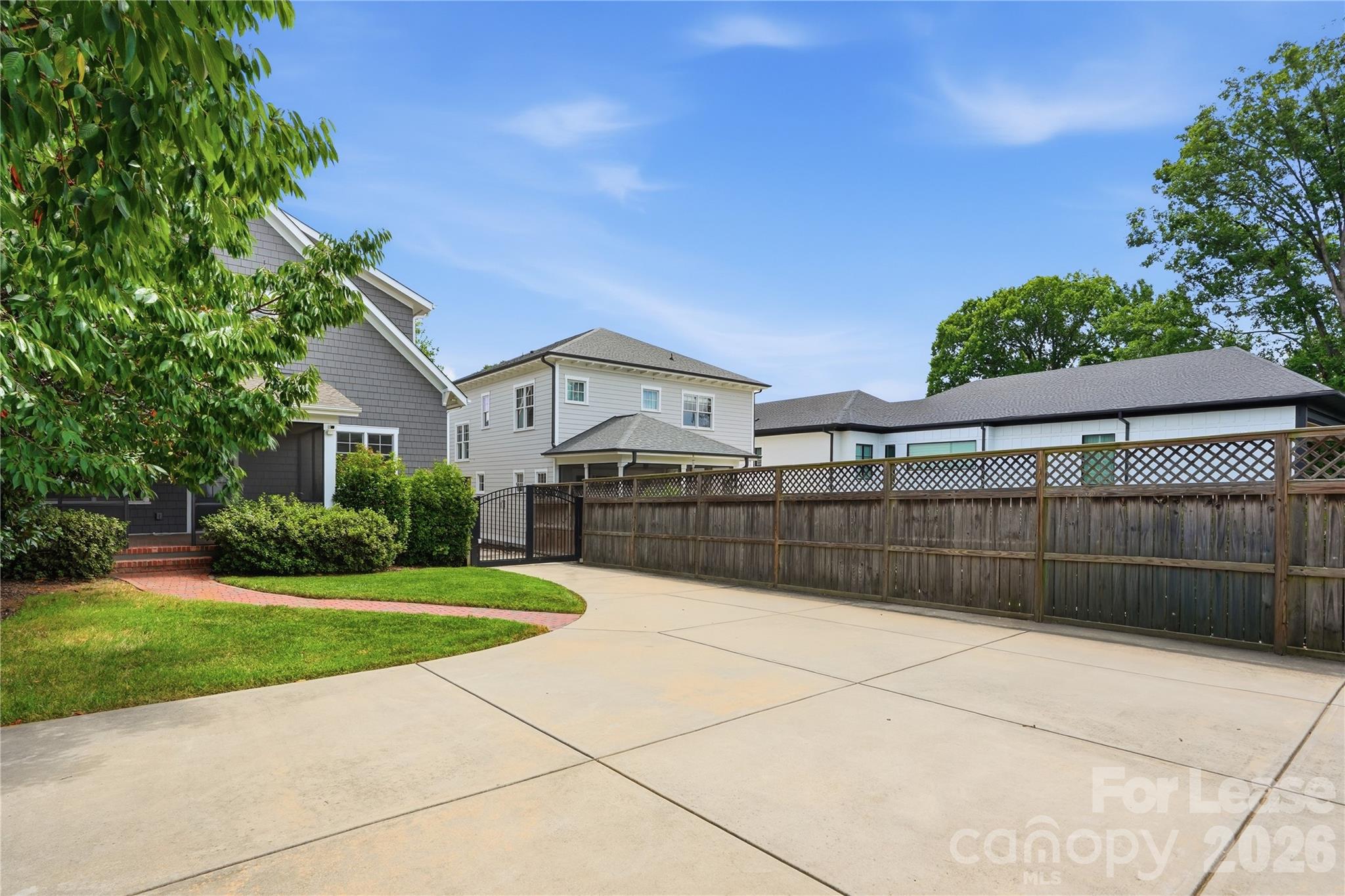 404 Iverson Way