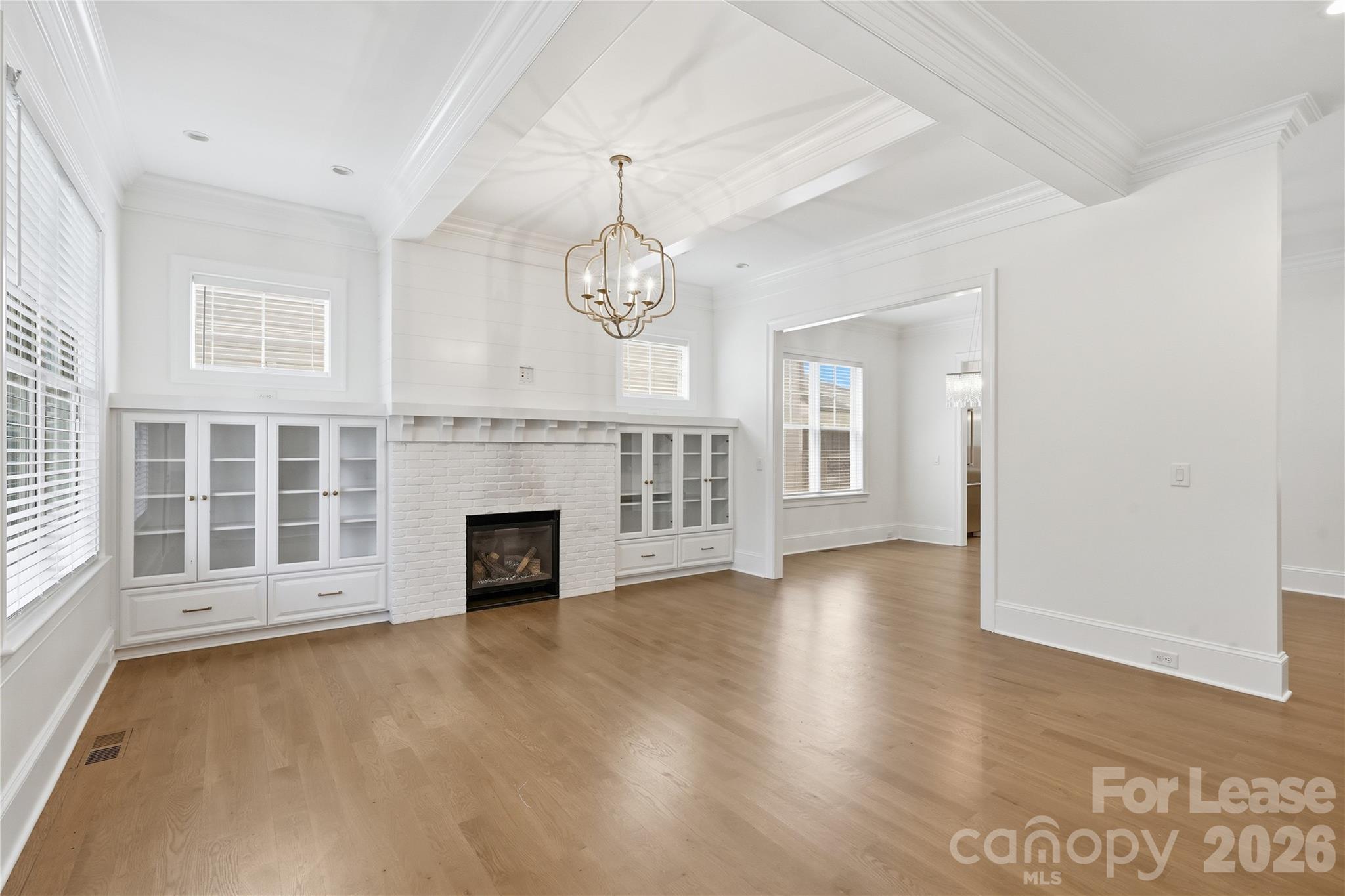 404 Iverson Way