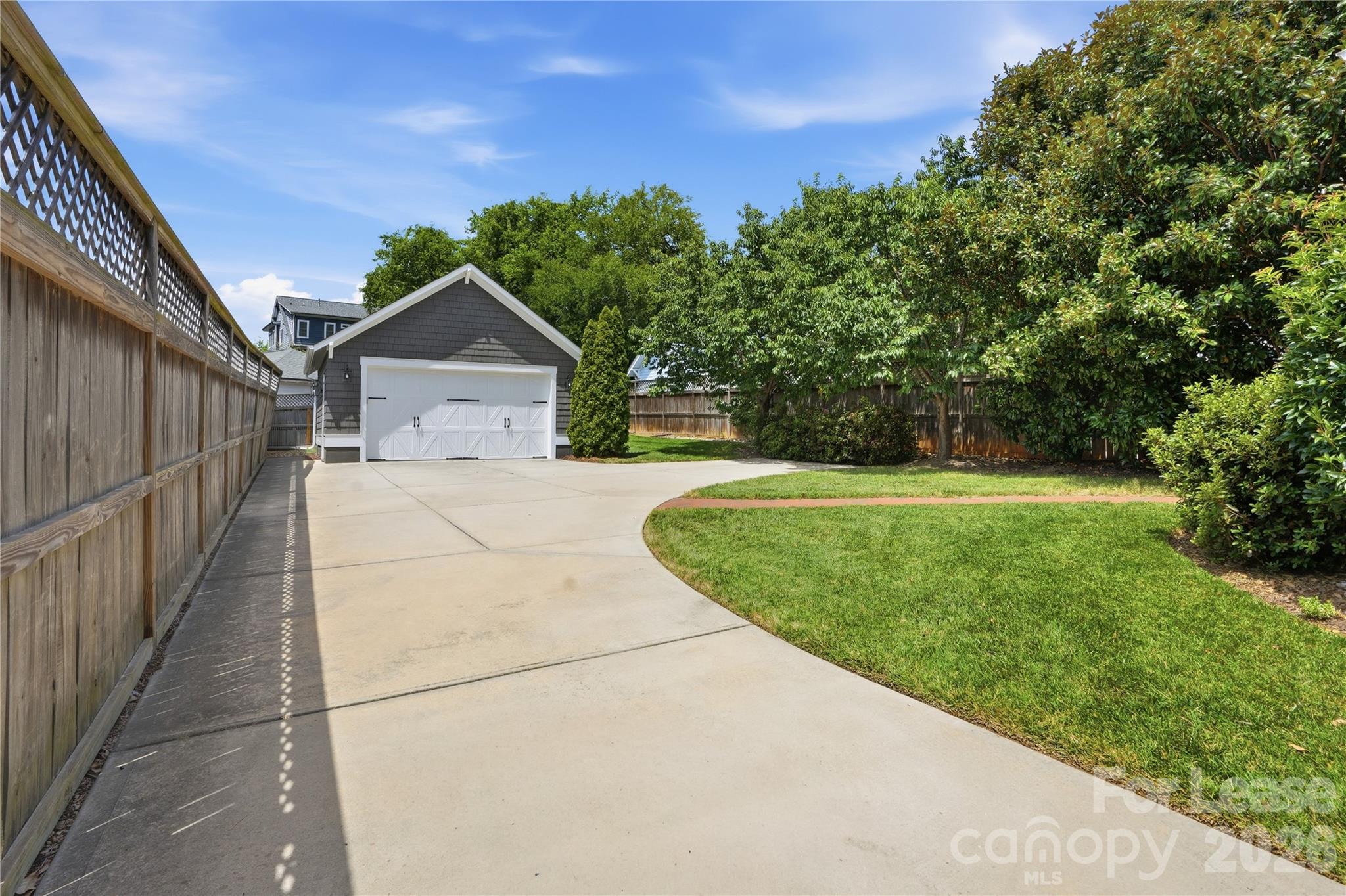 404 Iverson Way
