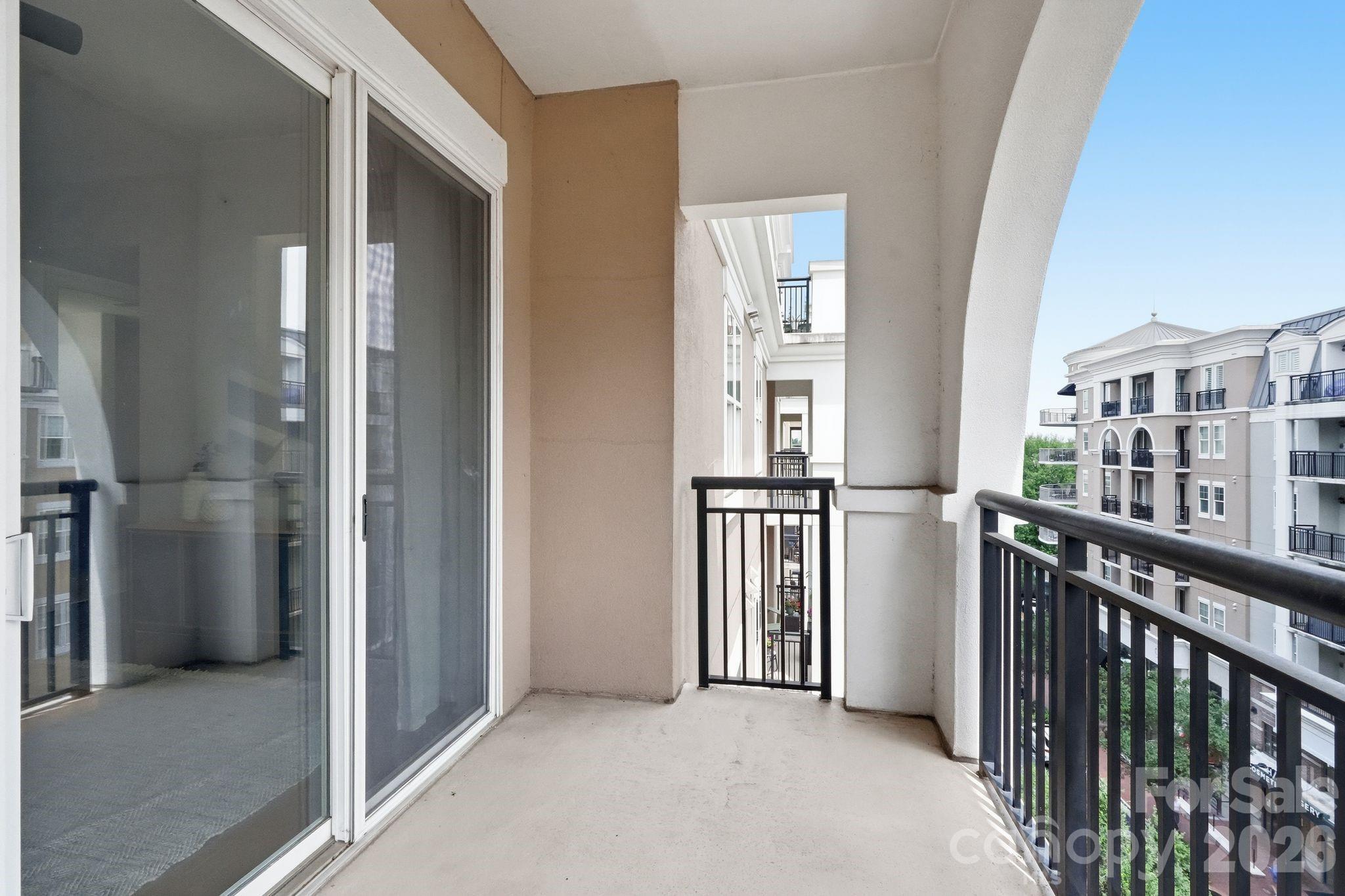 4620 Piedmont Row Drive Unit: 609
