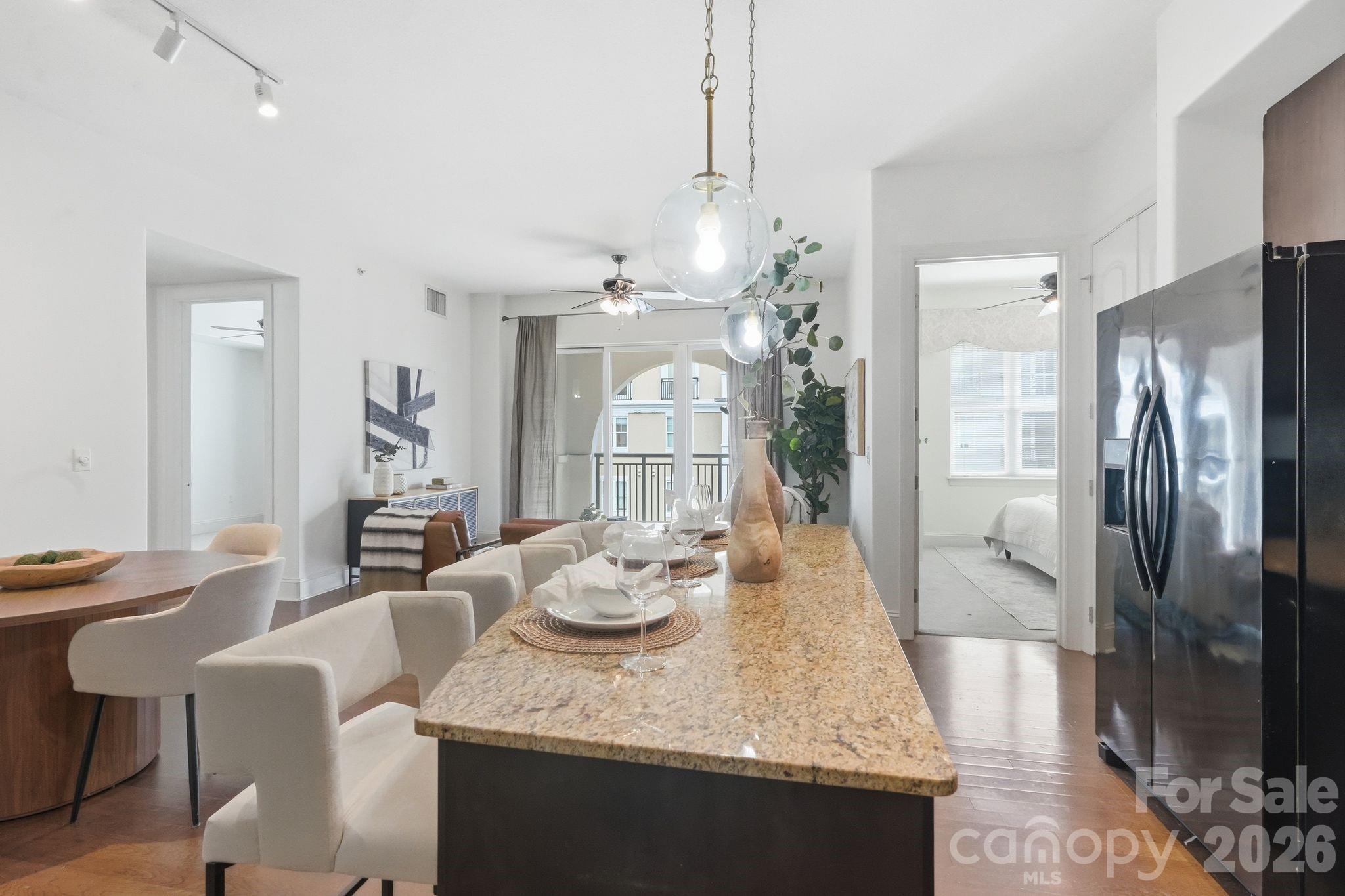 4620 Piedmont Row Drive Unit: 609