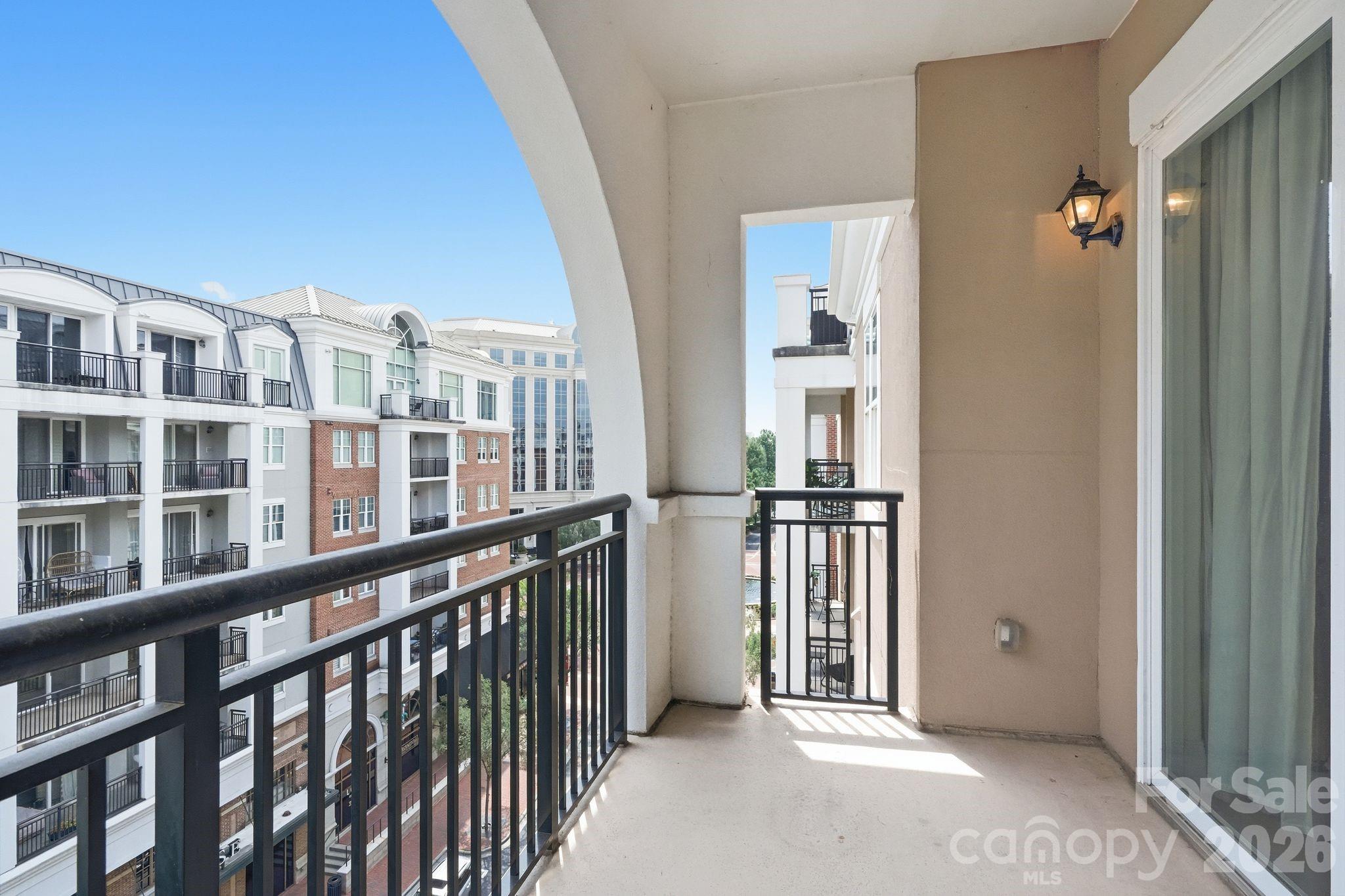 4620 Piedmont Row Drive Unit: 609