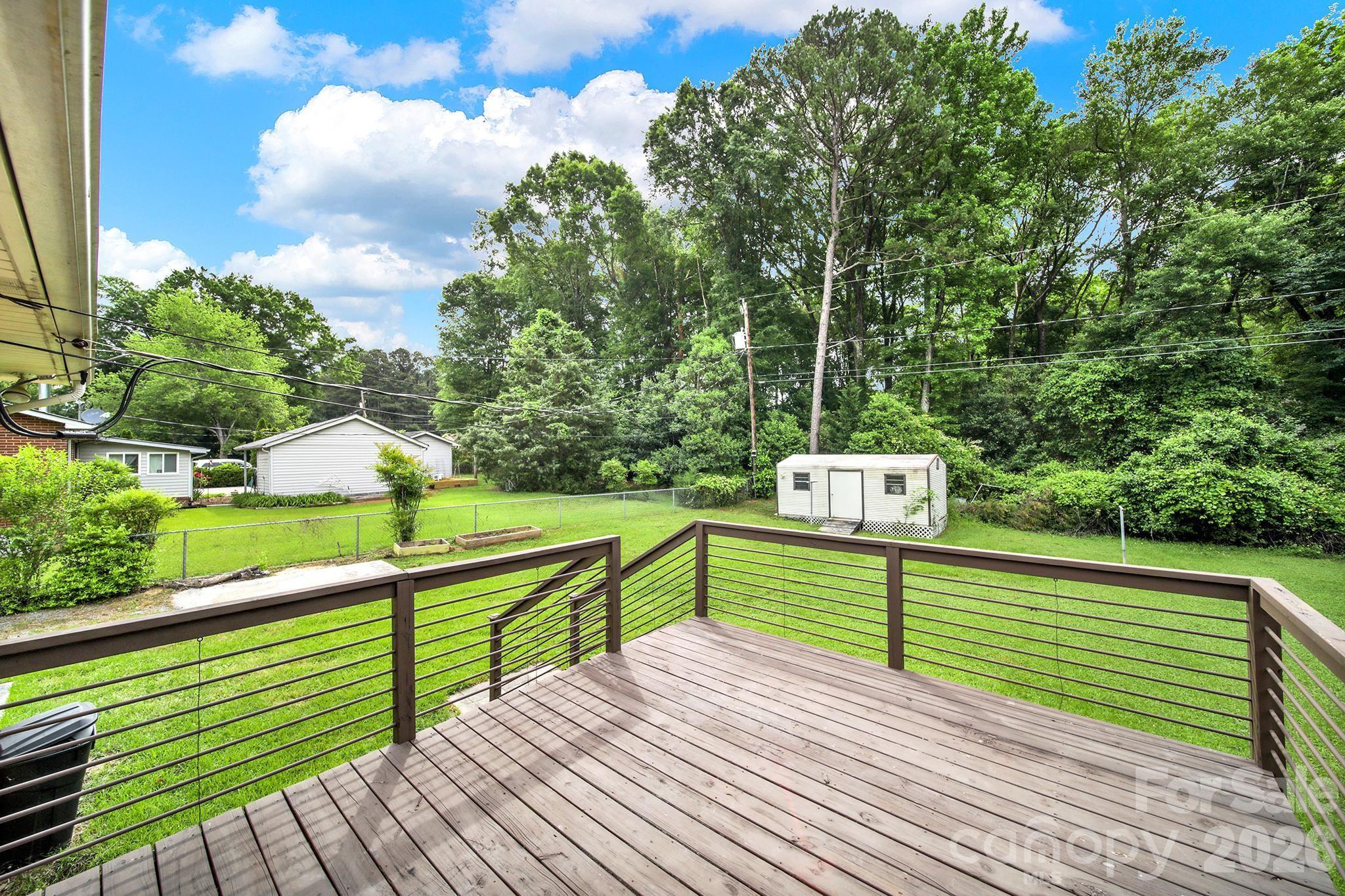 1200 Vickie Lane