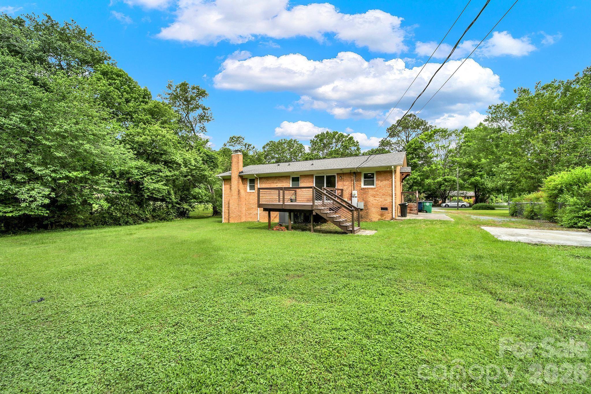 1200 Vickie Lane