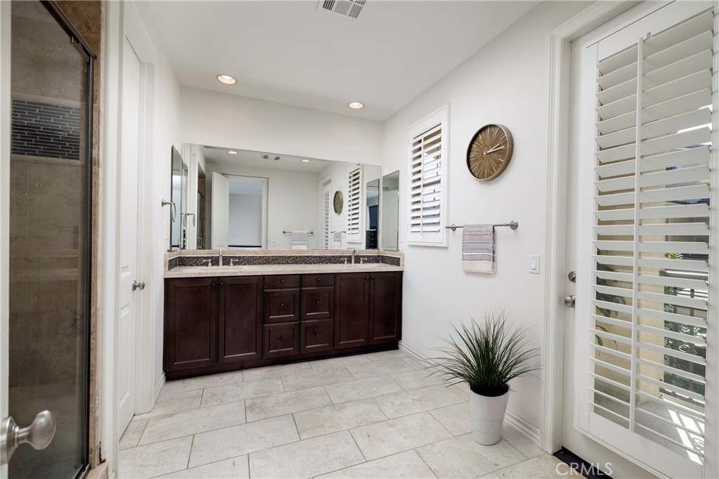 8255 Kendall Drive