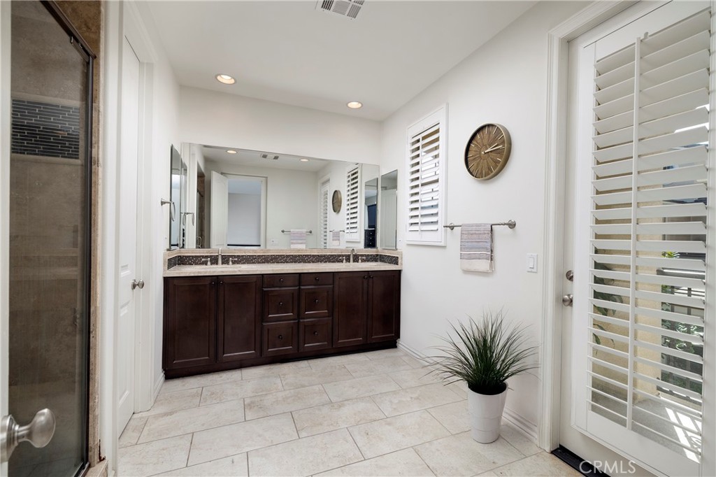 8255 Kendall Drive