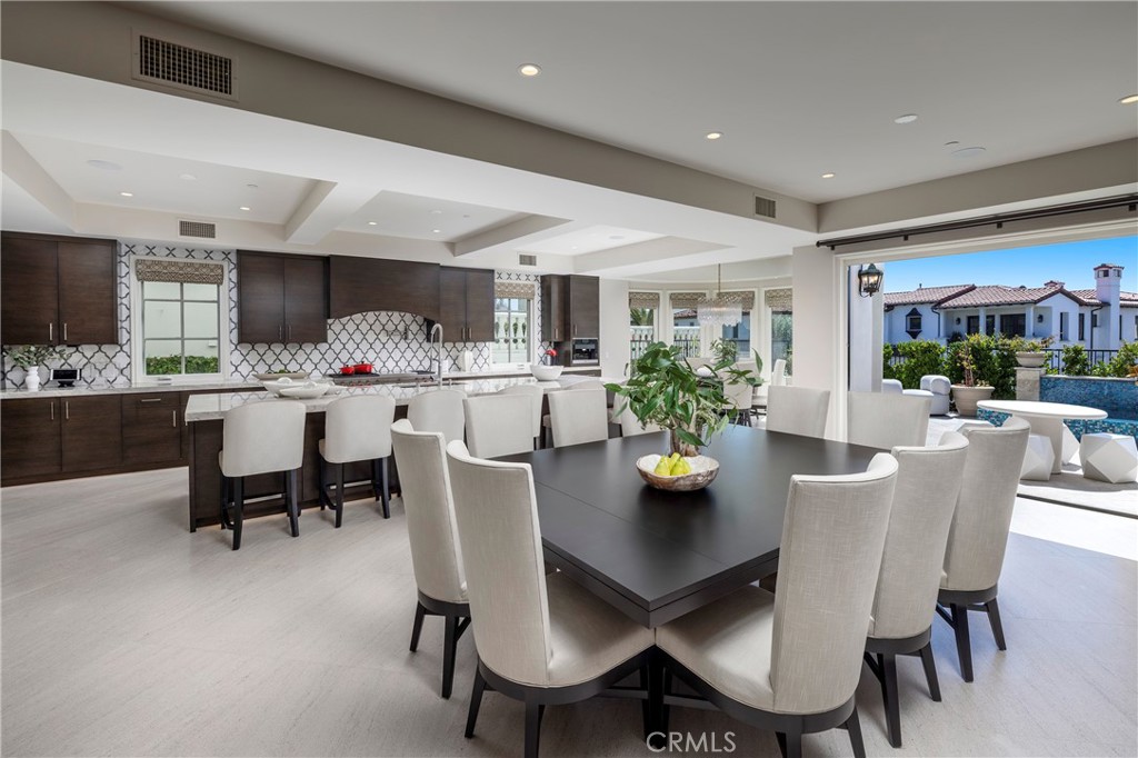 78 Ritz Cove