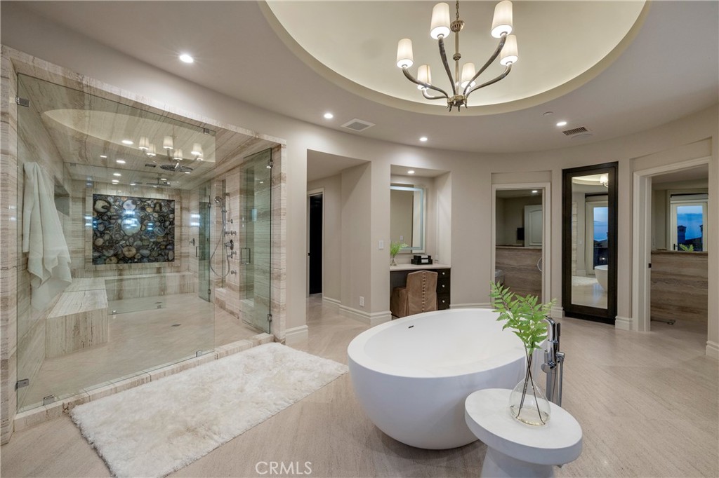 78 Ritz Cove