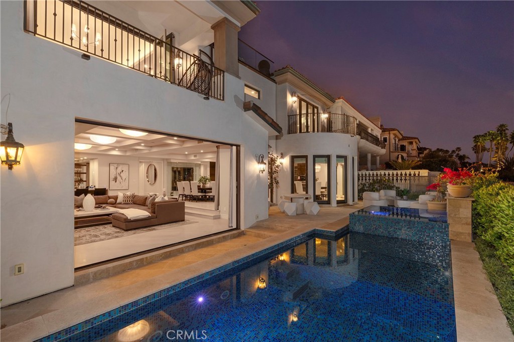 78 Ritz Cove