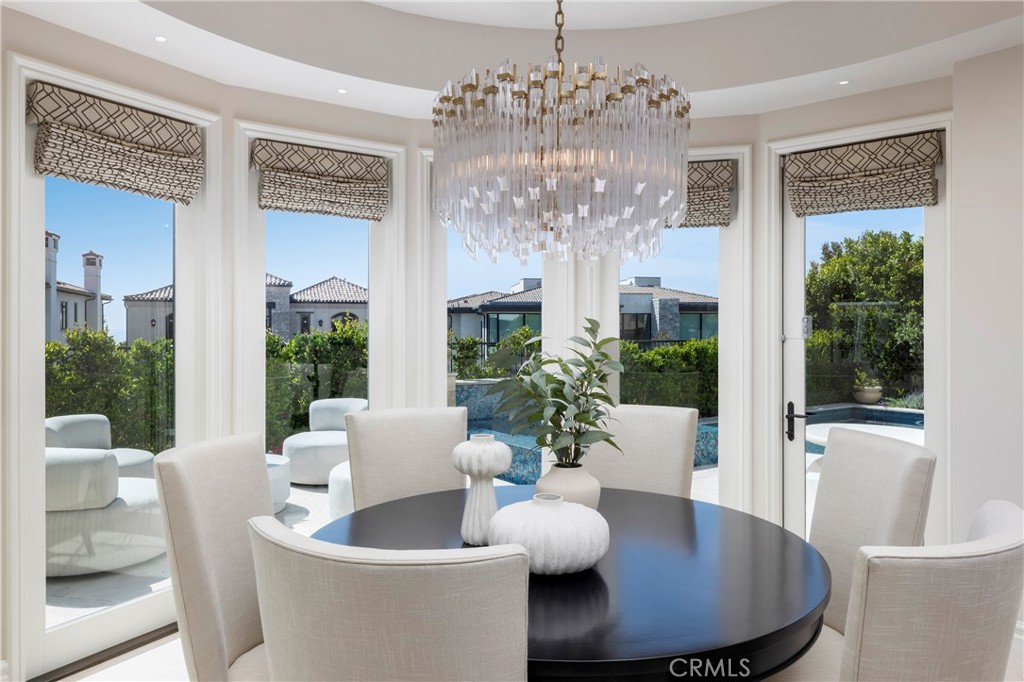78 Ritz Cove