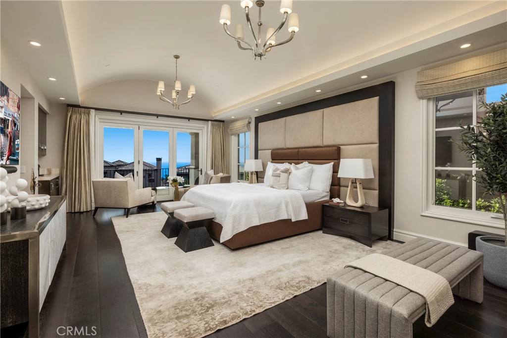 78 Ritz Cove
