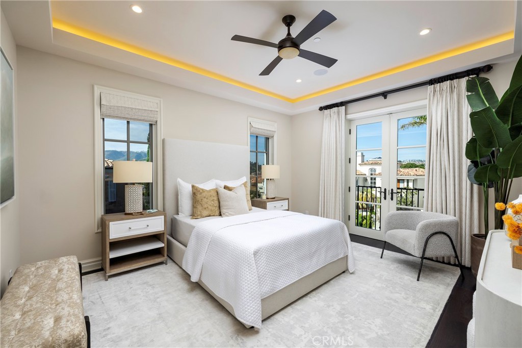 78 Ritz Cove