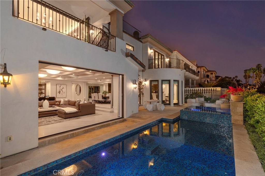 78 Ritz Cove