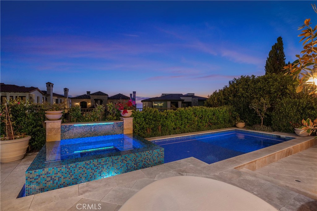 78 Ritz Cove