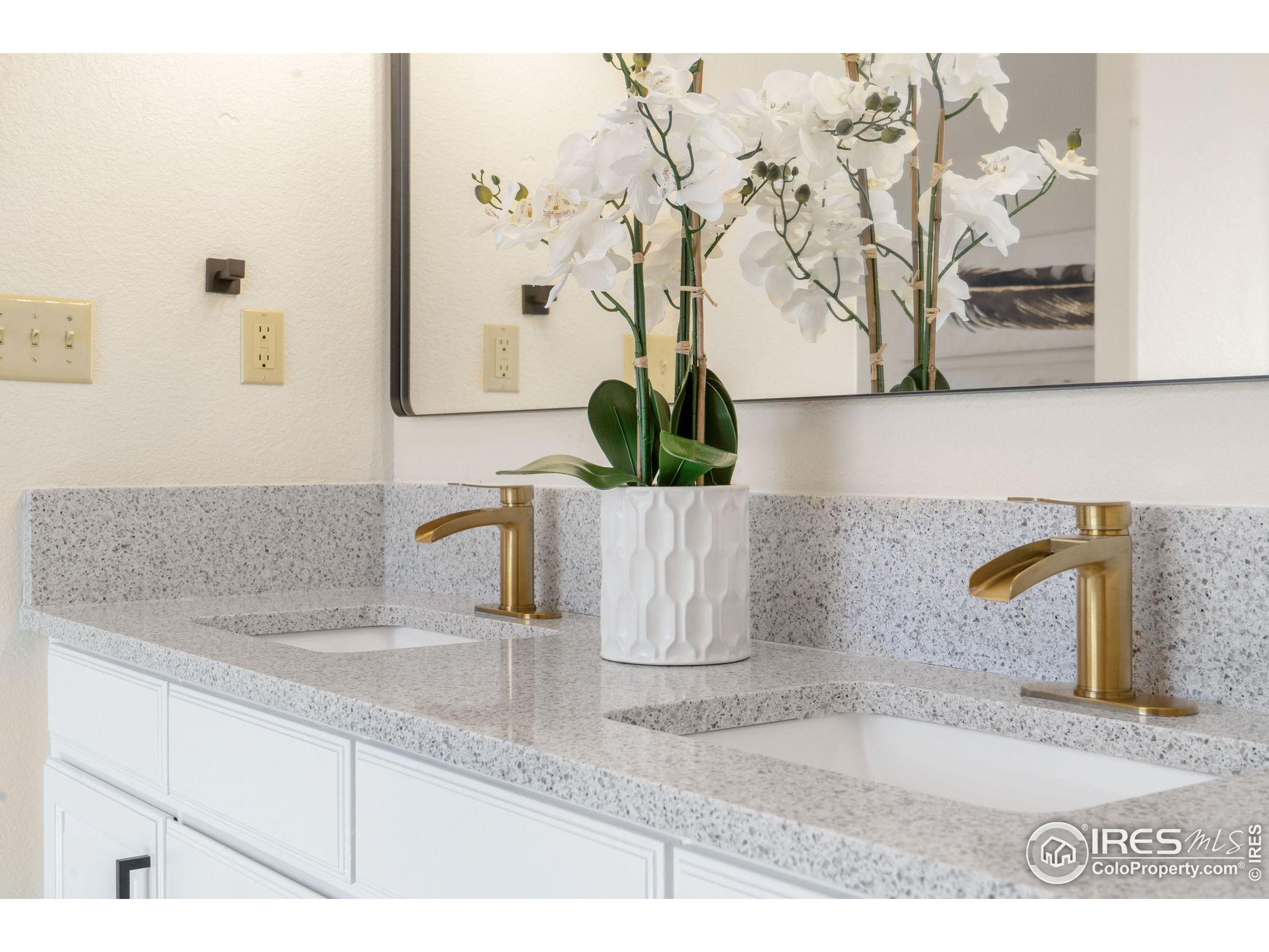 2100 Stillwater Creek Dr