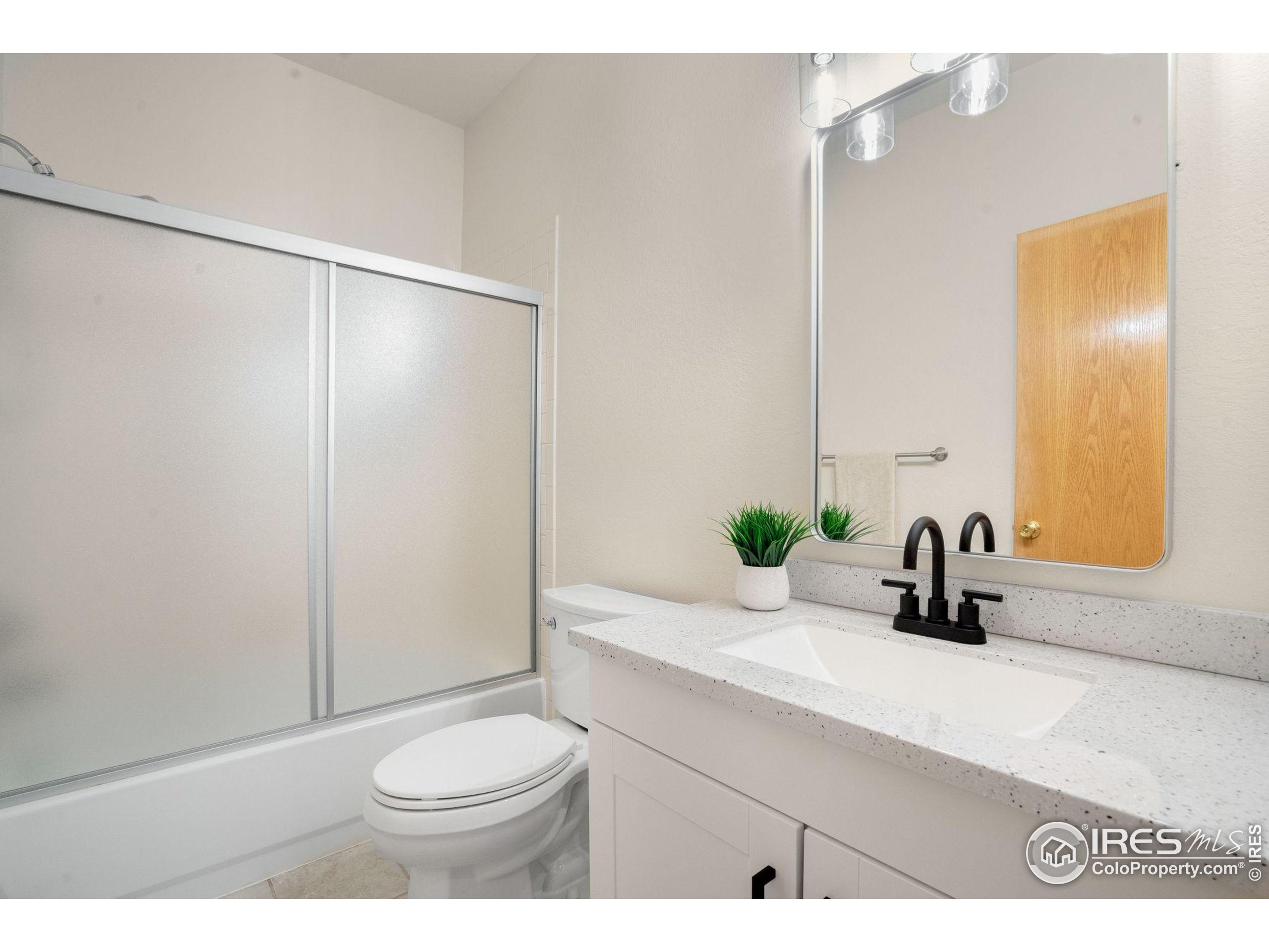 2100 Stillwater Creek Dr