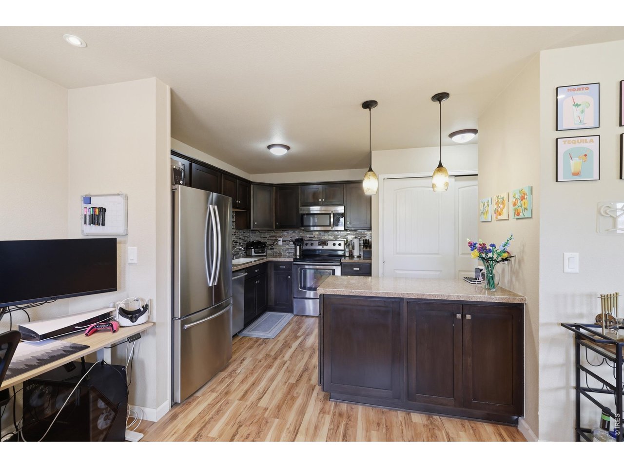 1640 Kirkwood Dr 2033