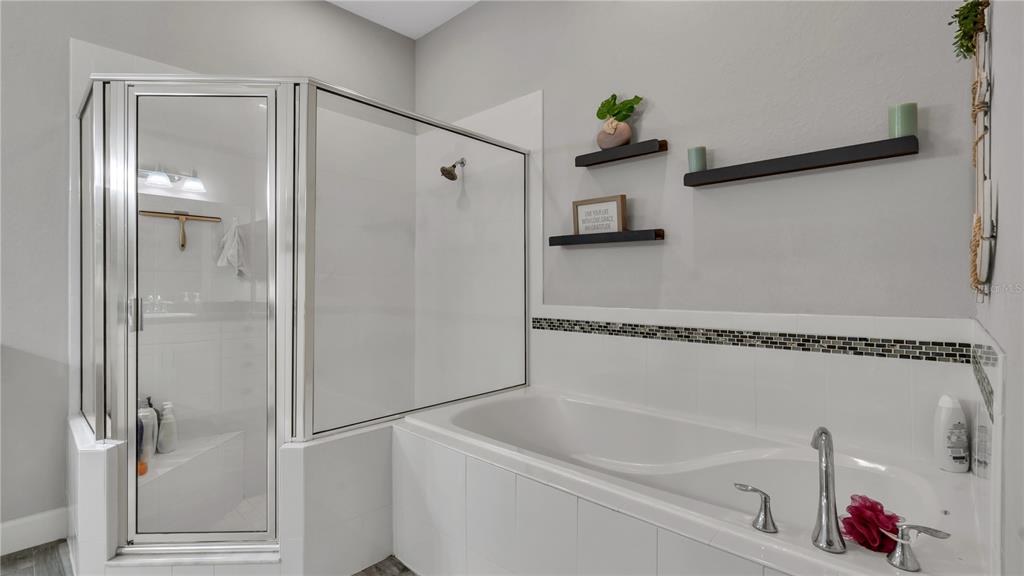 834 ENCLAVE AT HARDEN CIR