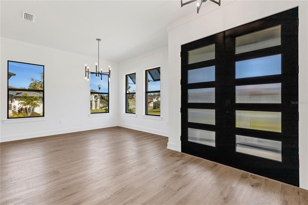 2510 DELPHI WOODS CIR