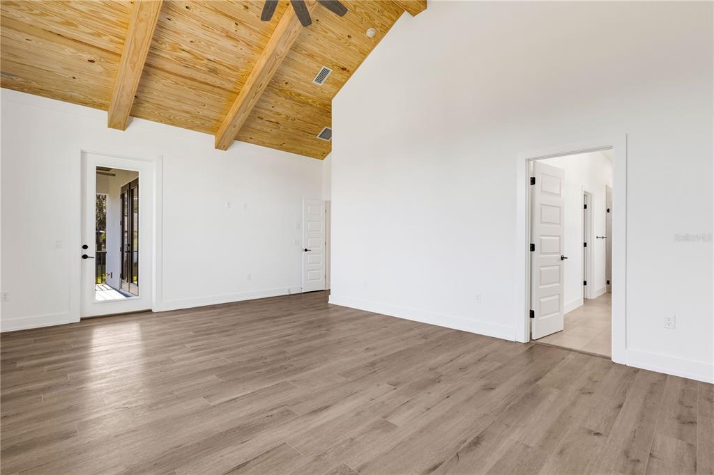 2510 DELPHI WOODS CIR