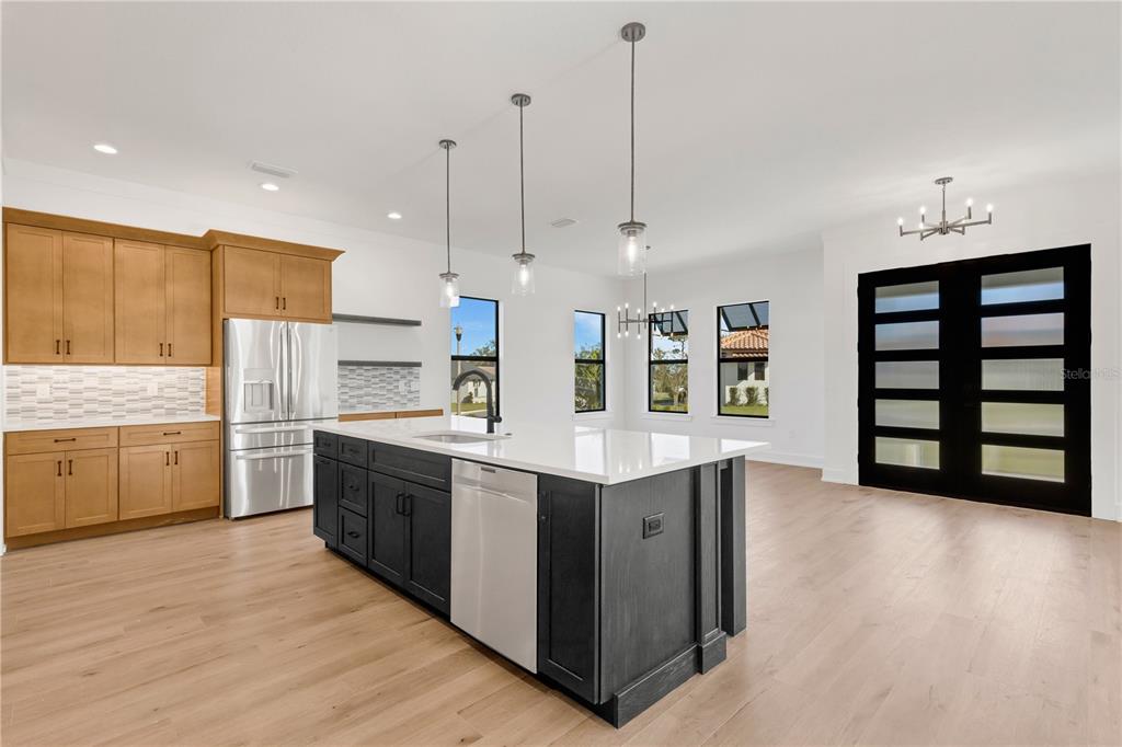 2510 DELPHI WOODS CIR