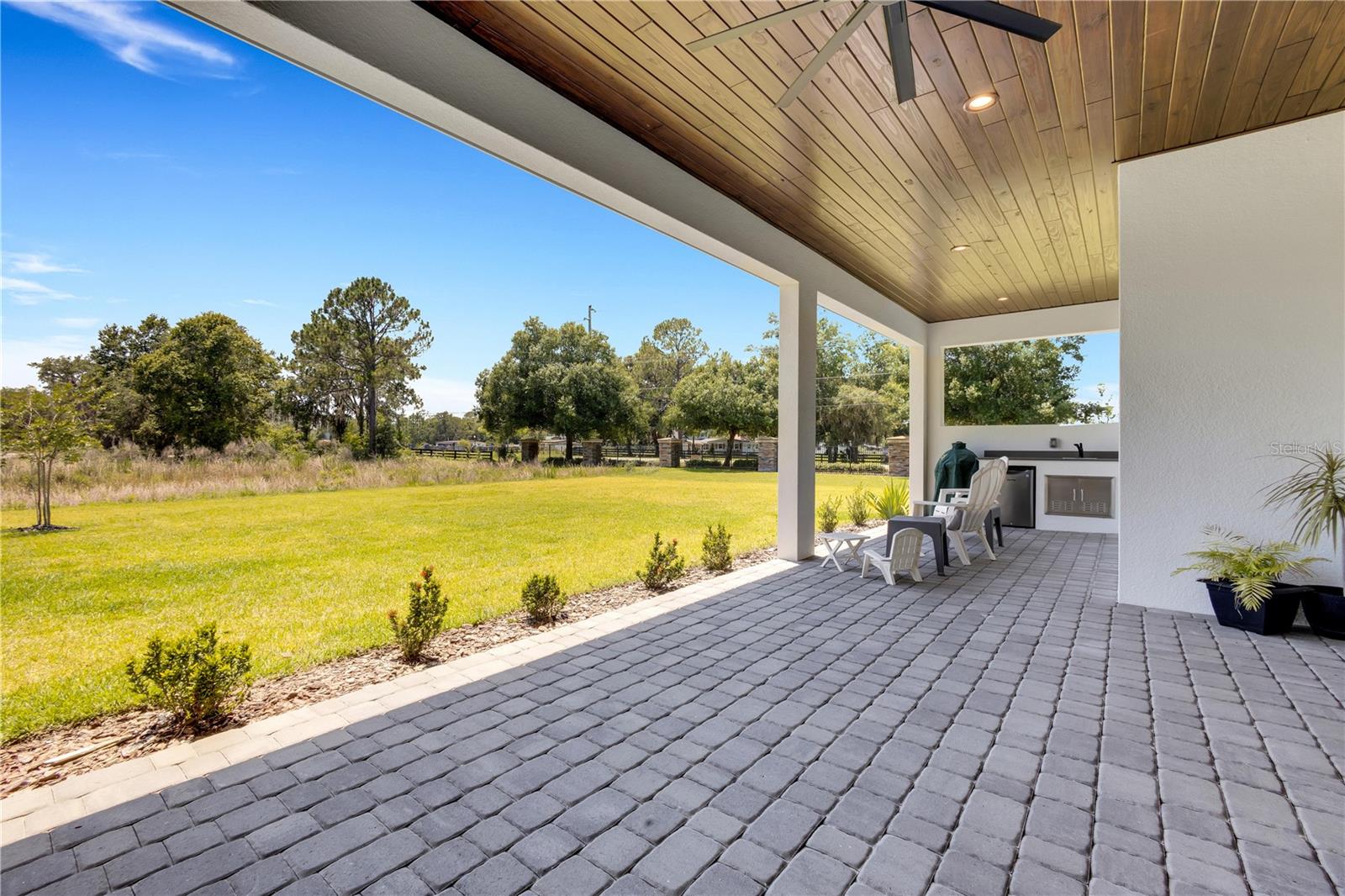 8368 CYPRESS TRACE BLVD