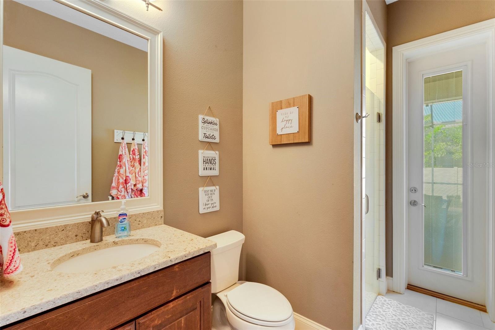 6445 HIGHLANDS IN THE WOODS ST