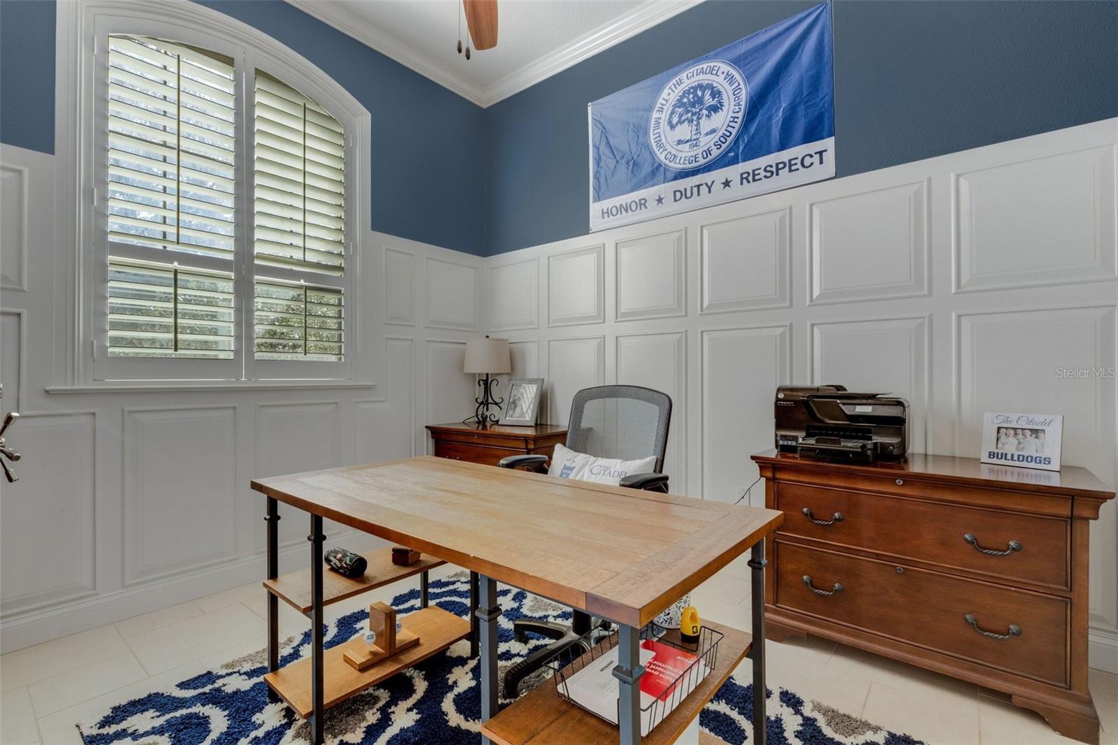 6445 HIGHLANDS IN THE WOODS ST