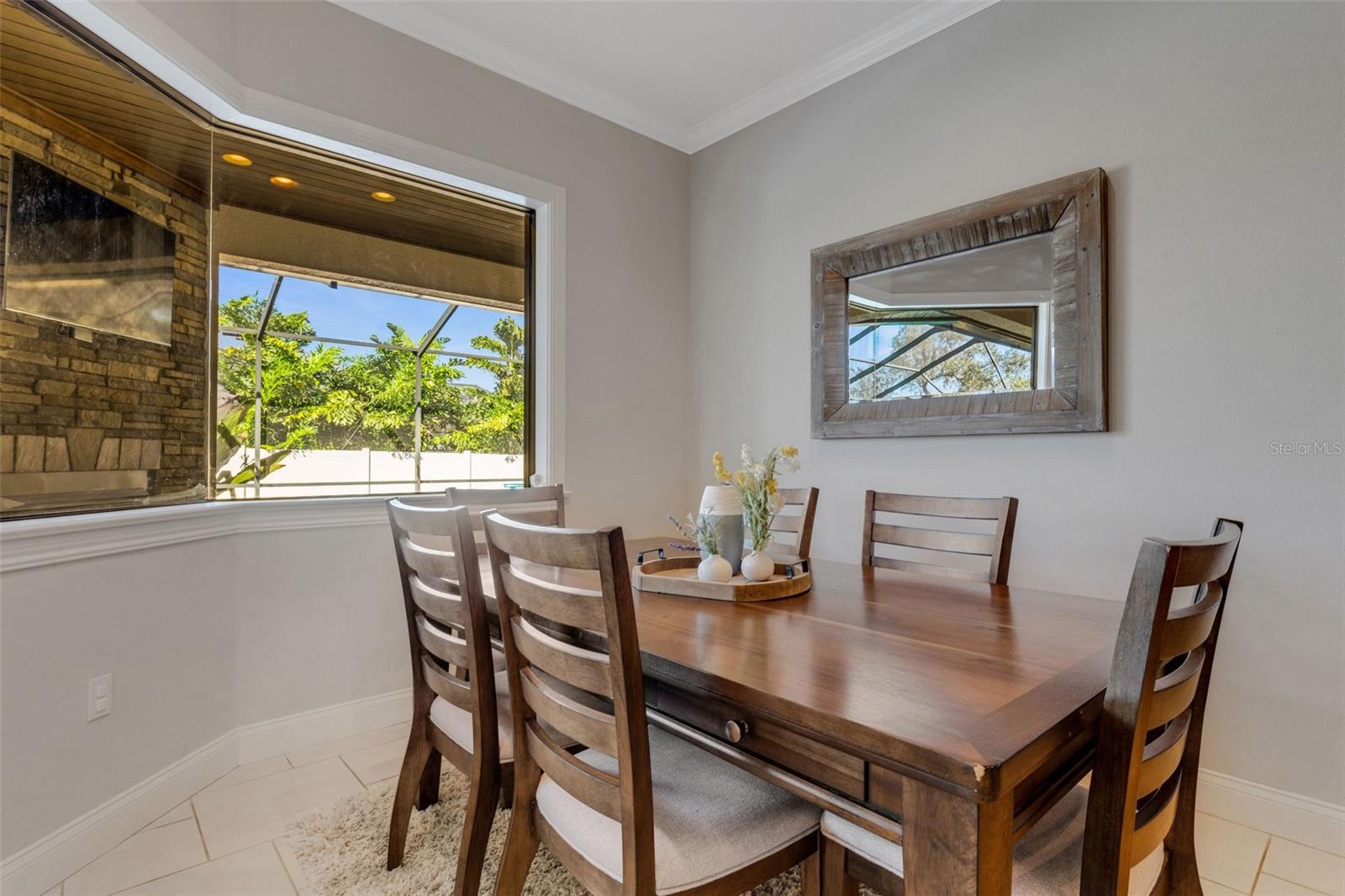 6445 HIGHLANDS IN THE WOODS ST