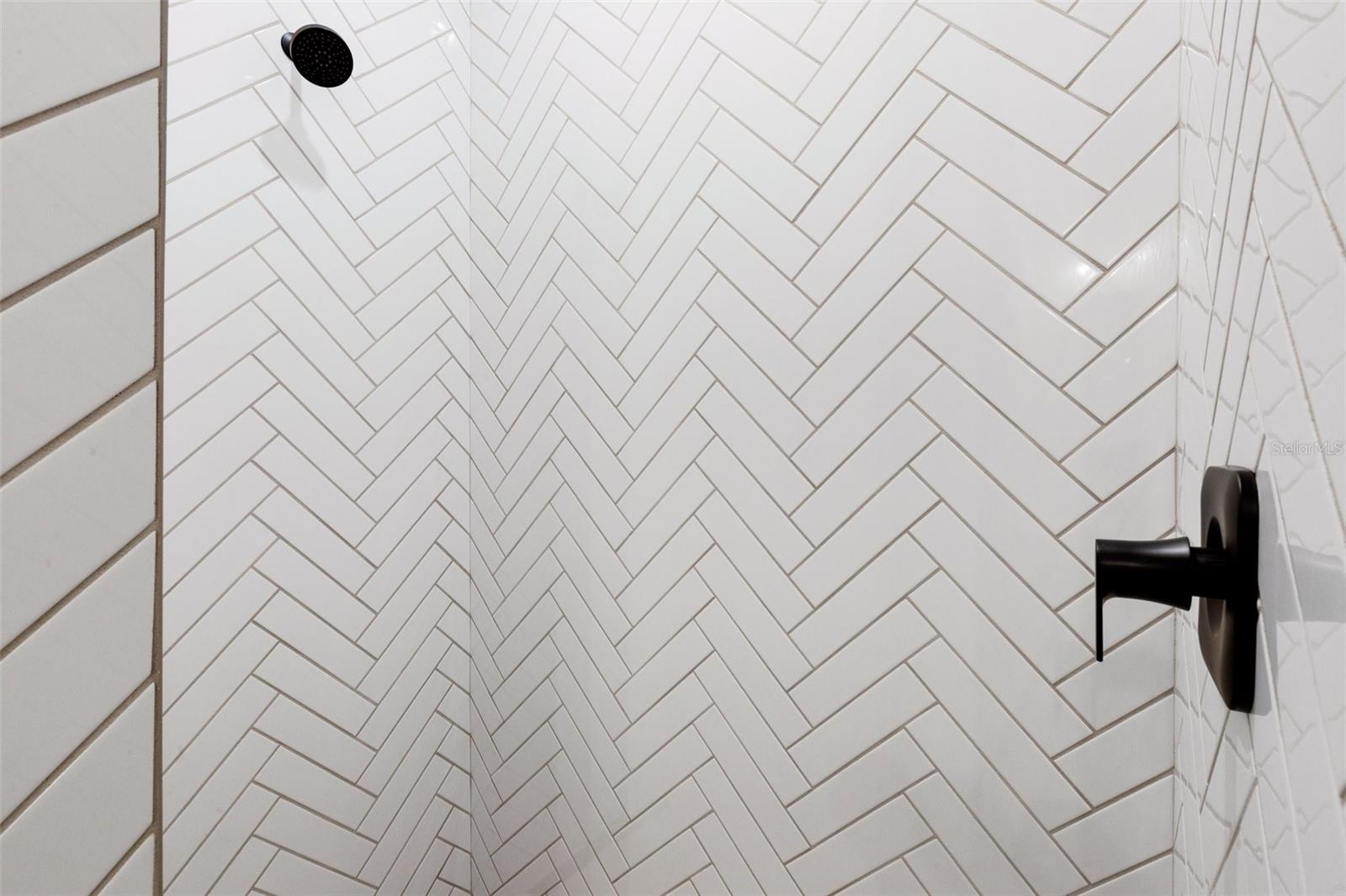 5377 DELPHI HILLS CIR