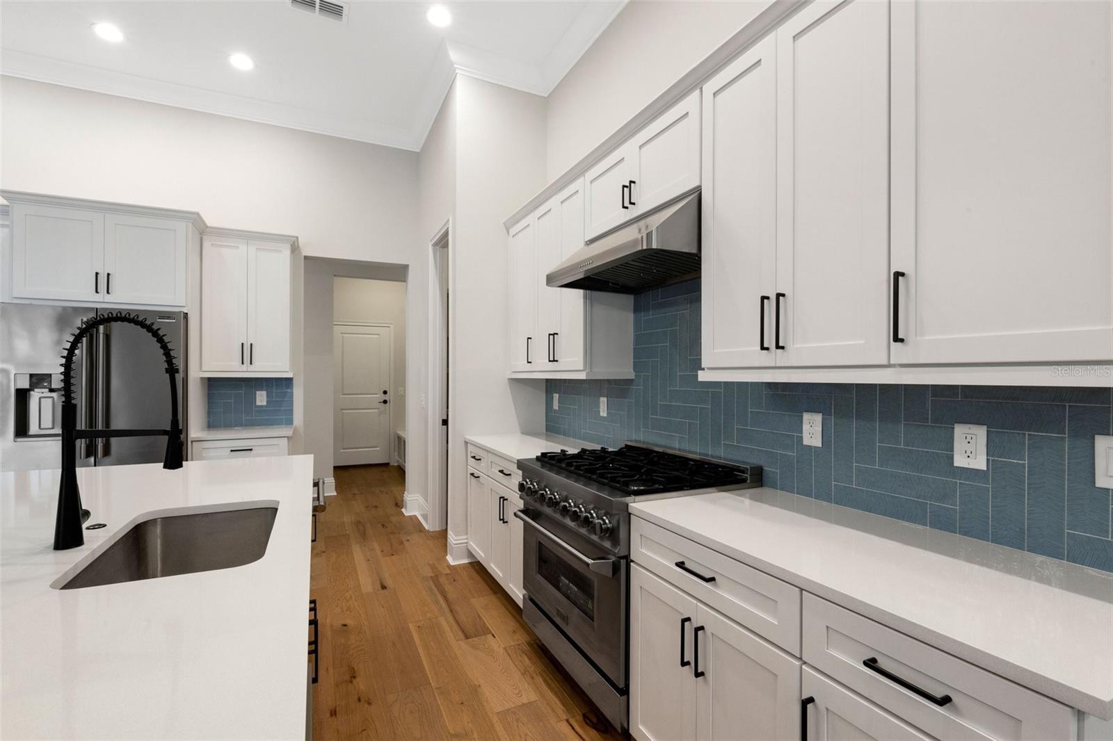 5377 DELPHI HILLS CIR