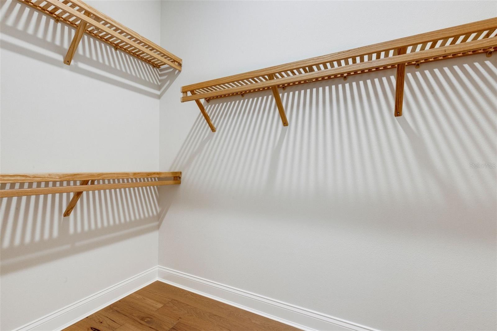 5377 DELPHI HILLS CIR