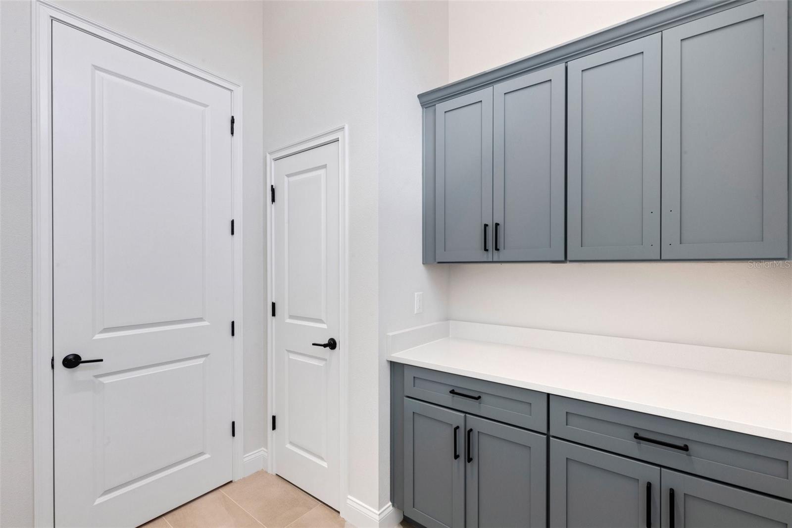 5377 DELPHI HILLS CIR