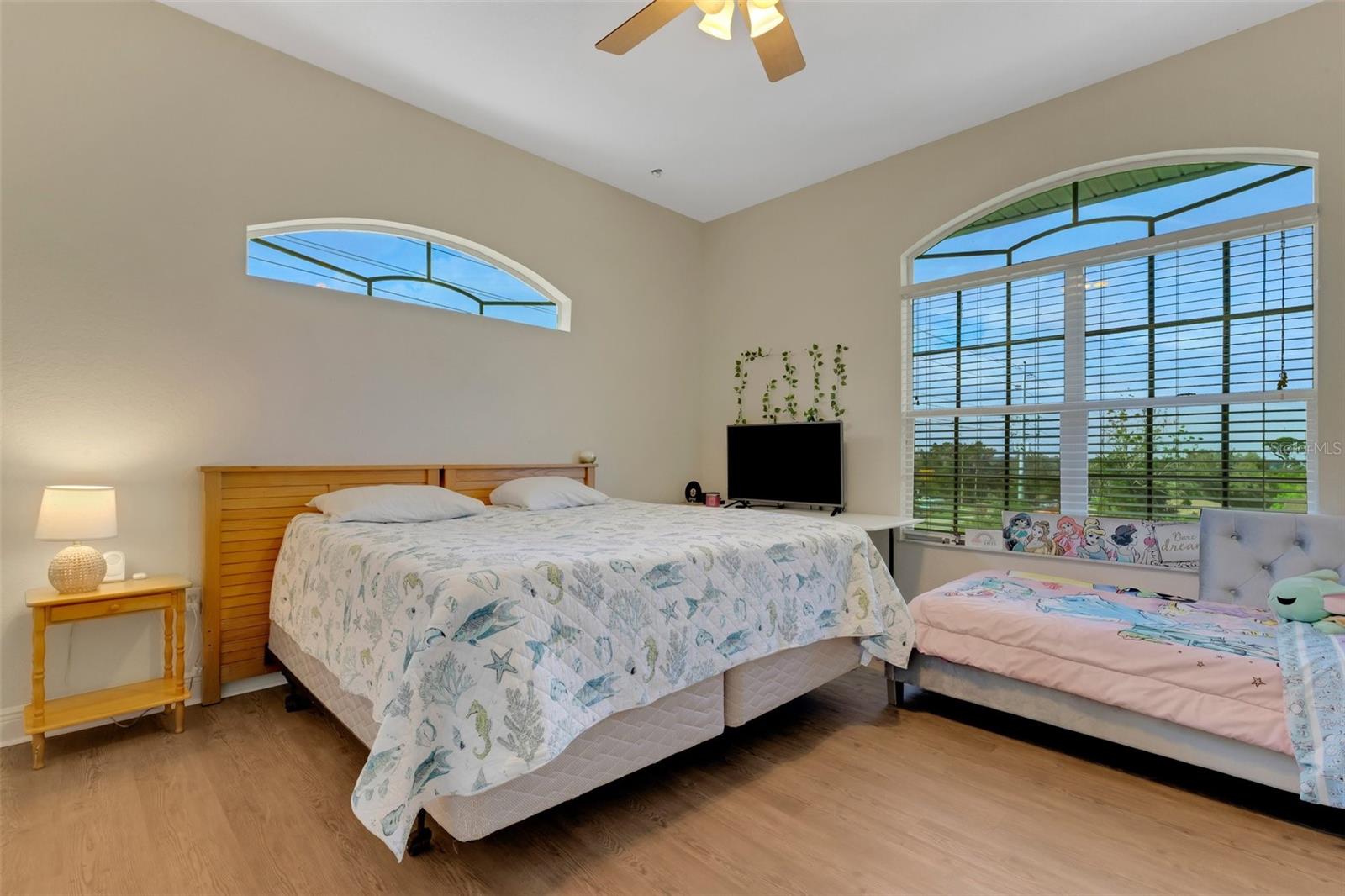 5126 LAKELAND HIGHLANDS RD