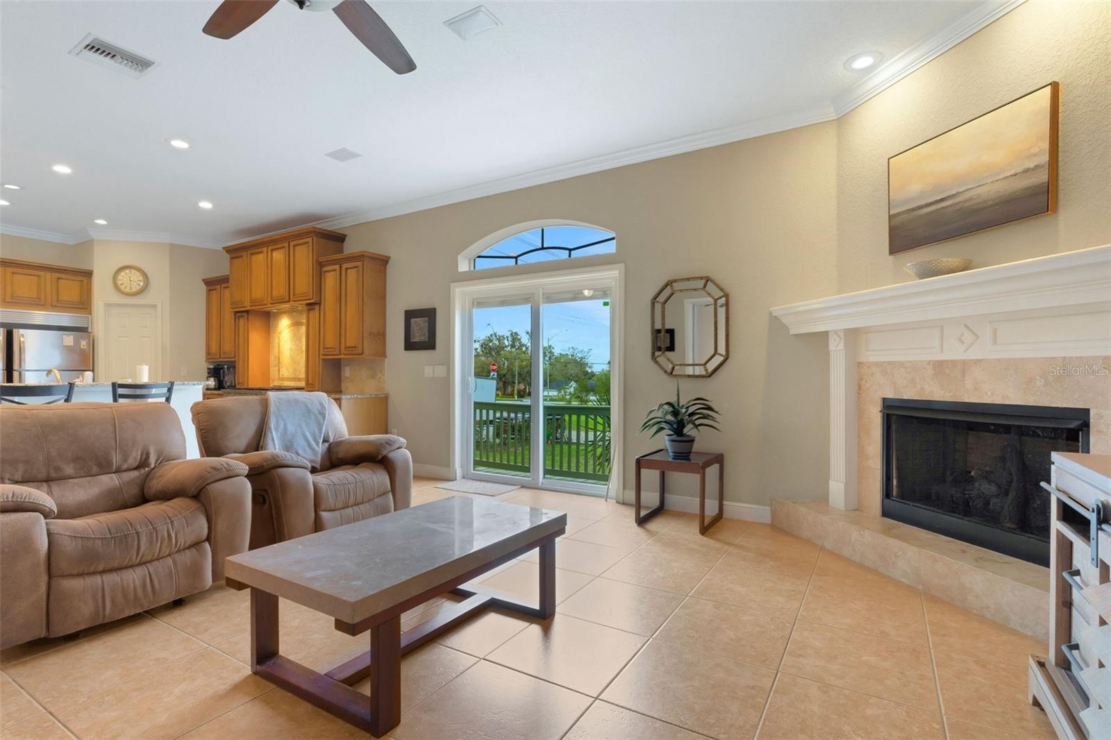 5126 LAKELAND HIGHLANDS RD